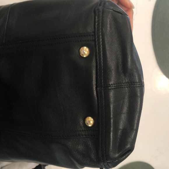 Yves Saint Laurent handbag - Picture 9 of 10